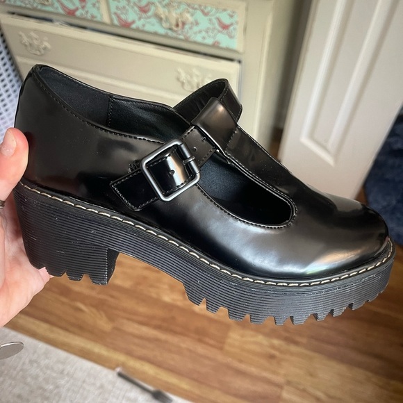 Madden Girl Mary Janes🖤 NWOT - Picture 4 of 7